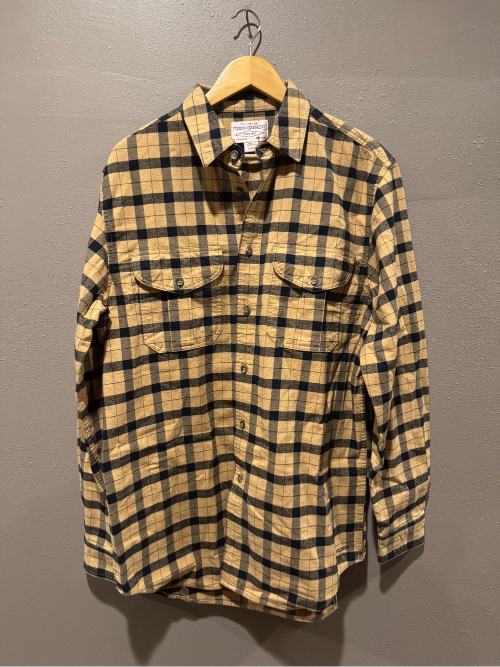 Men’s Filson Alaskan Guide Flannel Shirt